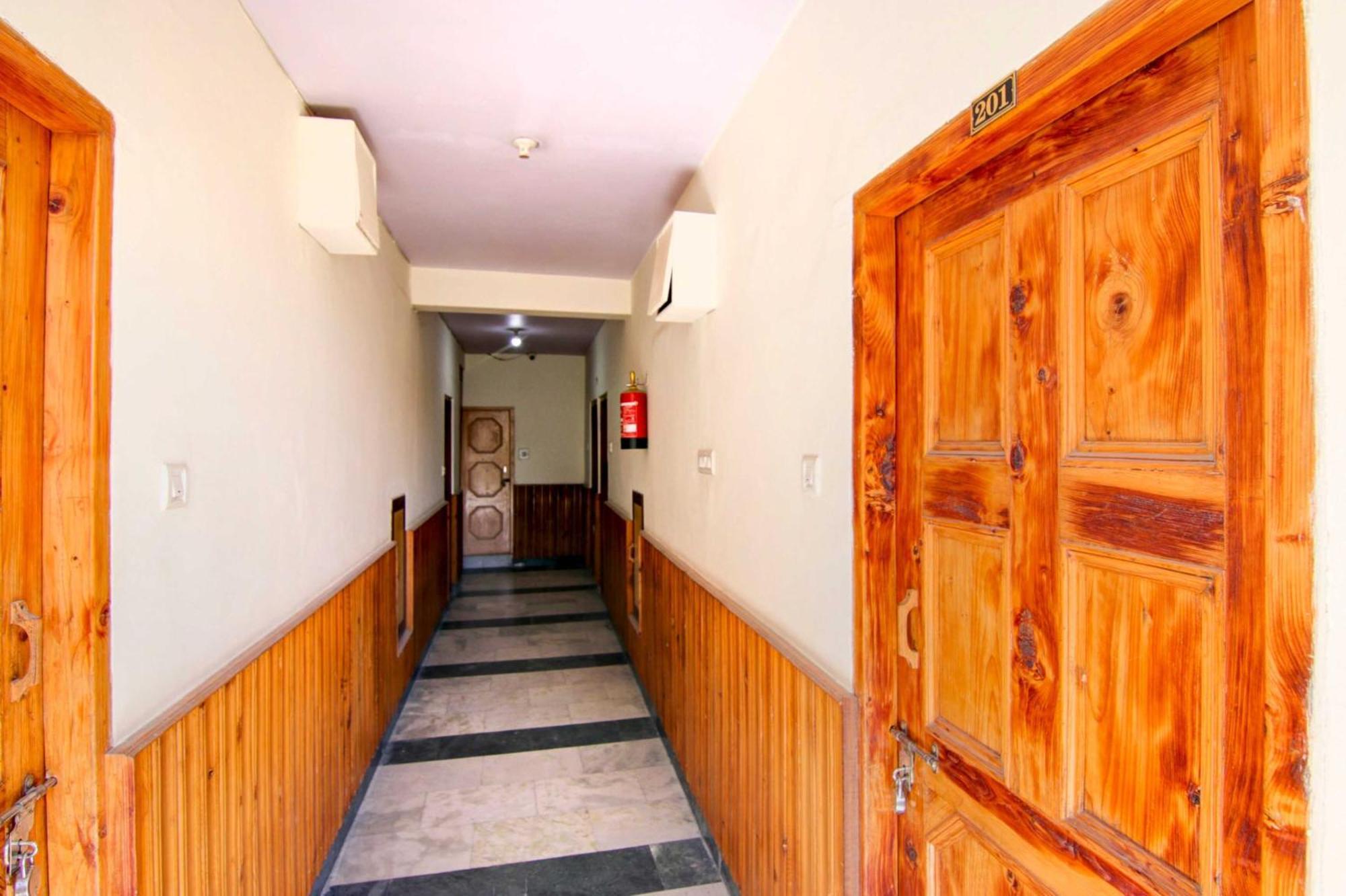 Hotel O Kundan Inn Manāli Kültér fotó